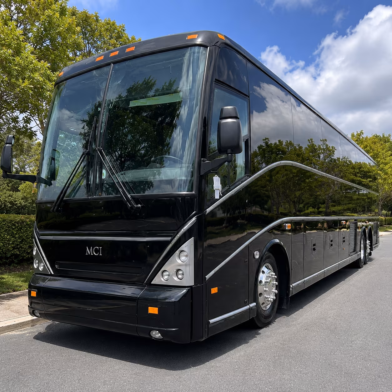 charter buses for uc riverside commencement and campus events