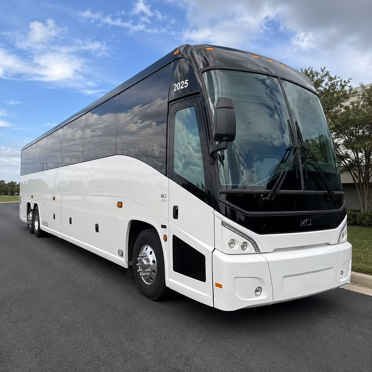 corporate airport transfer buses to ontario international ont