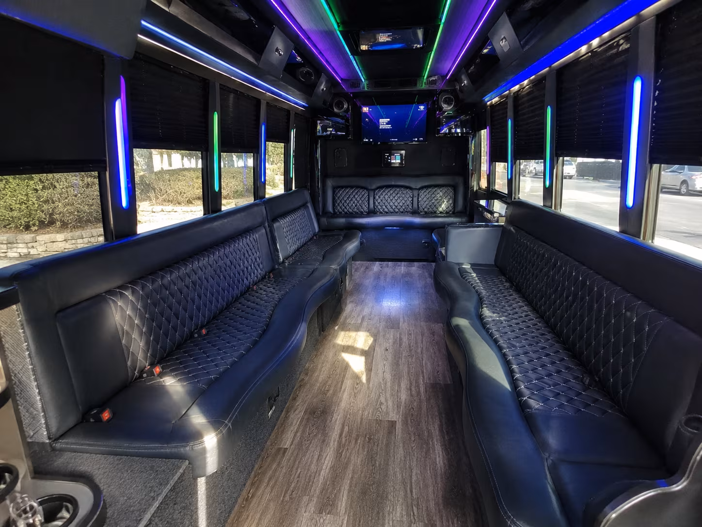 riverside 15 passenger party bus interior