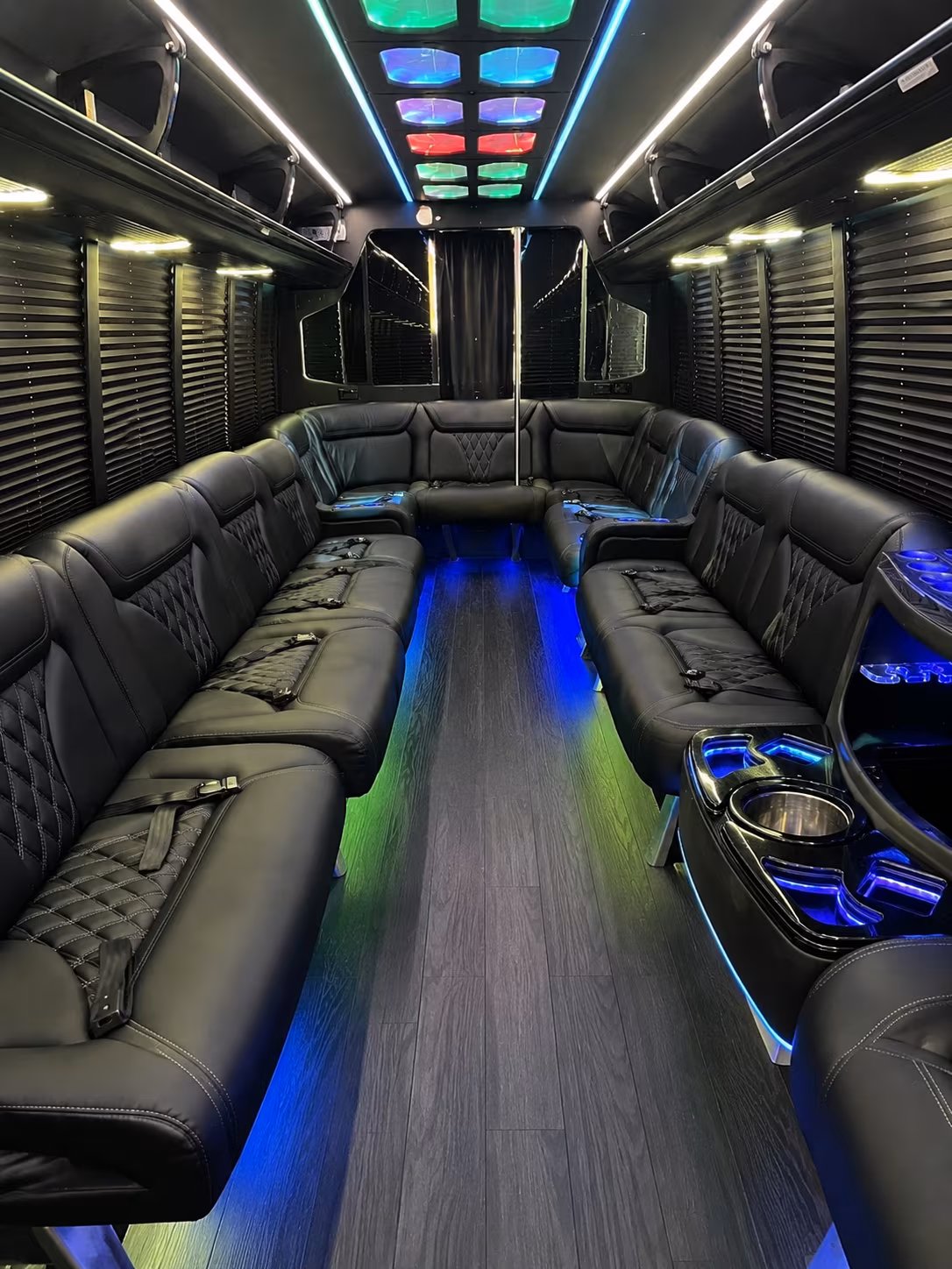 riverside 20 passenger party bus interior