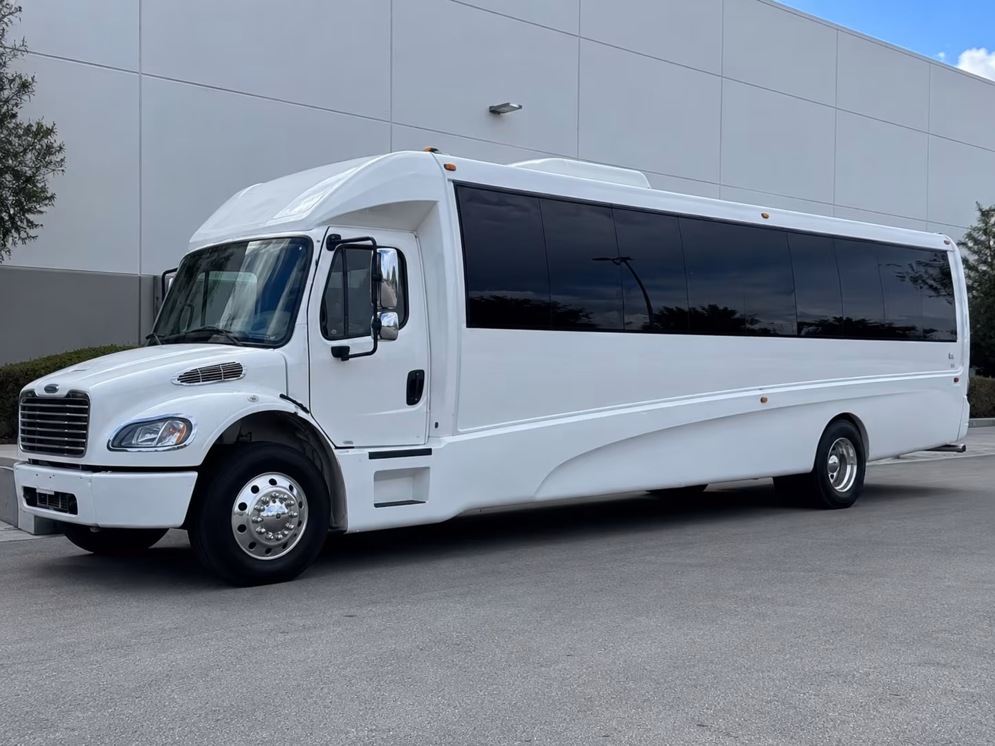 riverside corporate party bus rental